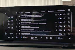 sininen Audi Q6 e-tron 2025 kuva 26.