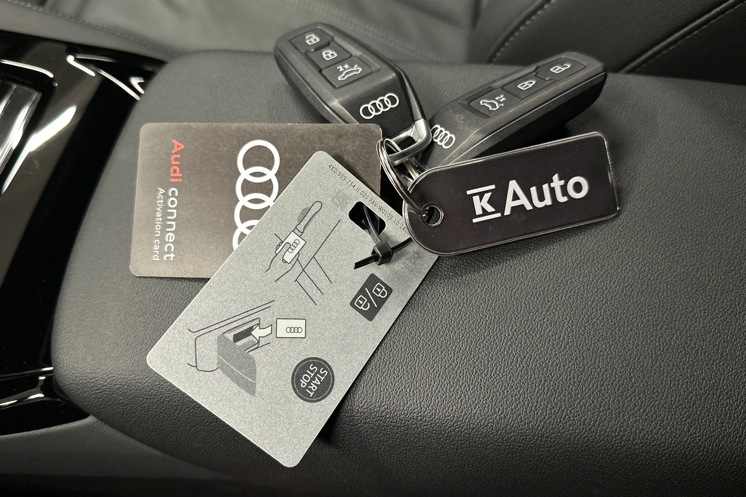 sininen Audi Q6 e-tron 2025 kuva 34.