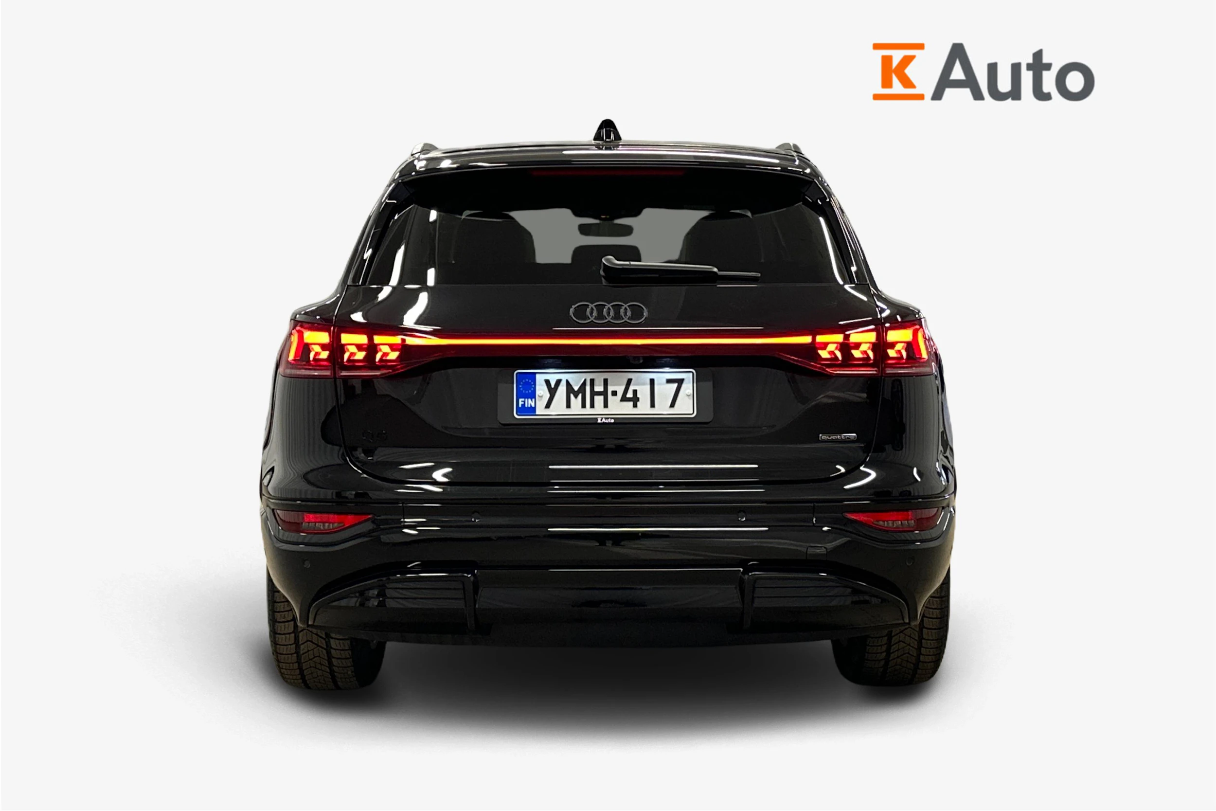 musta Audi Q6 e-tron 2025 kuva 3.