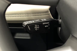 musta Audi Q6 e-tron 2025 kuva 22.