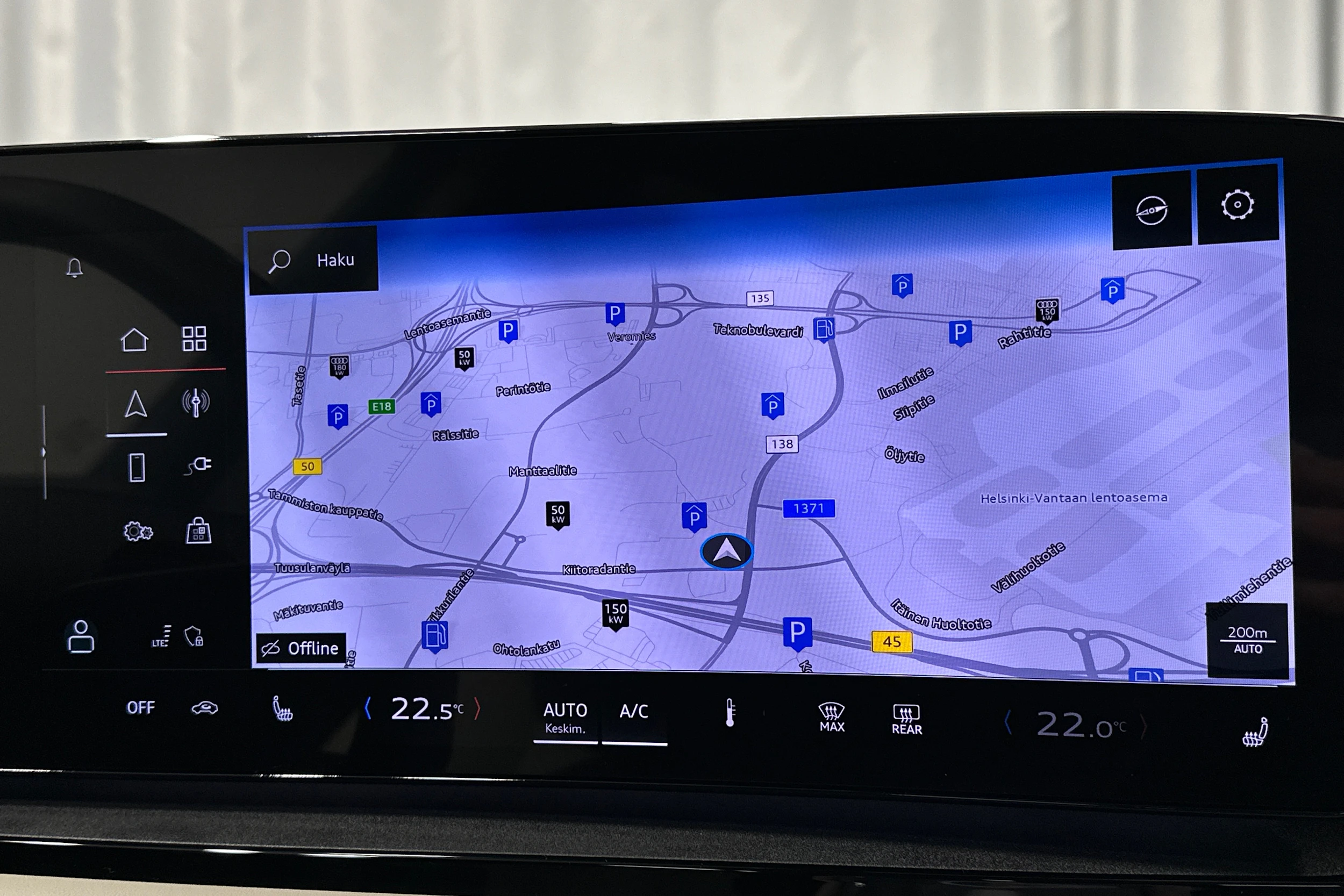 musta Audi Q6 e-tron 2025 kuva 25.