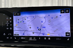 musta Audi Q6 e-tron 2025 kuva 25.