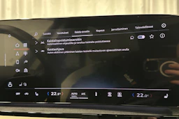 musta Audi Q6 e-tron 2025 kuva 27.