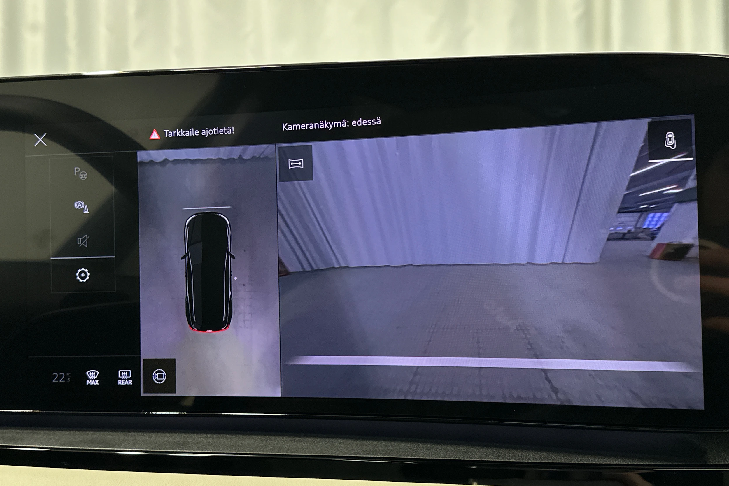 musta Audi Q6 e-tron 2025 kuva 33.