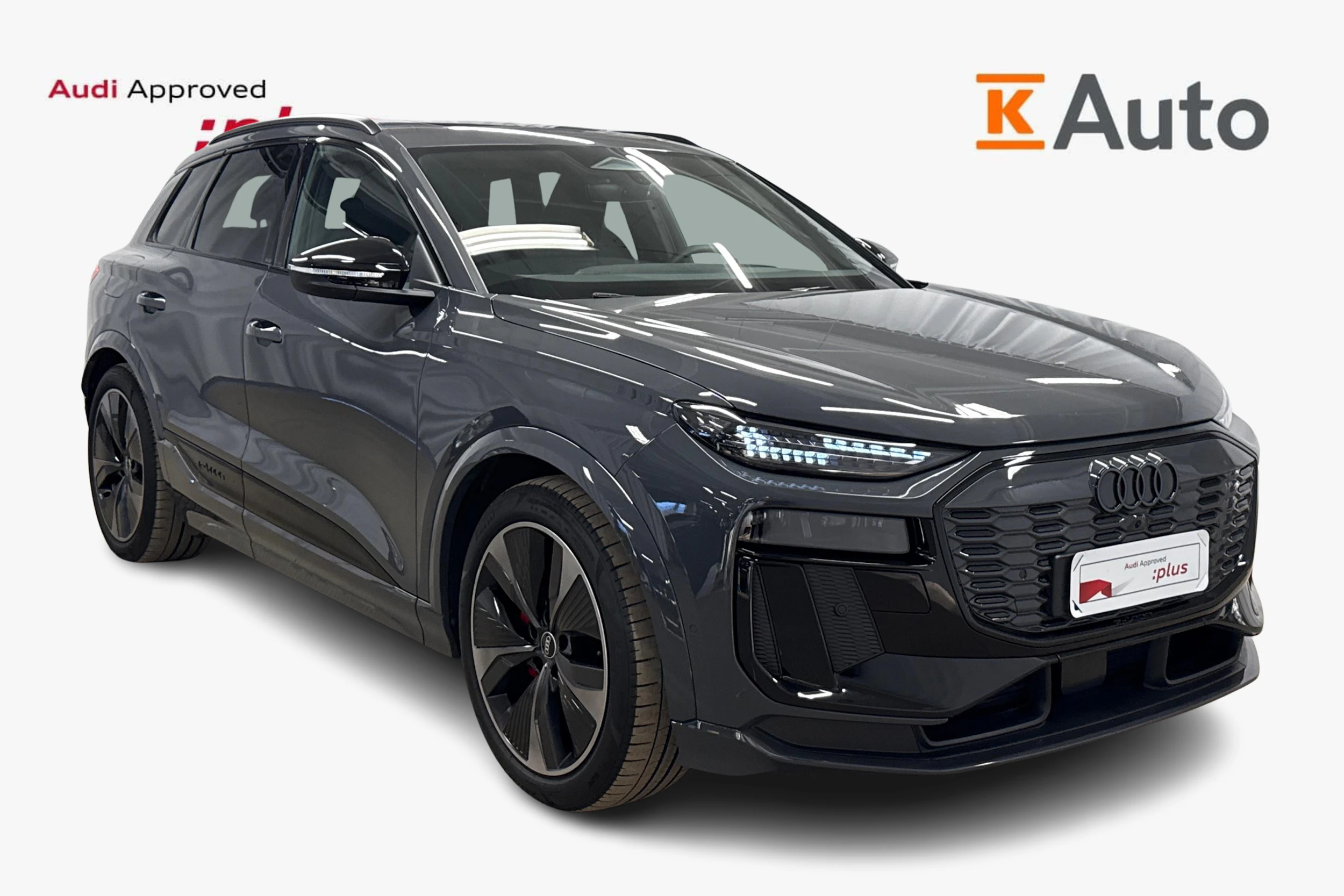 harmaa Audi Q6 e-tron 2025 kuva 1.