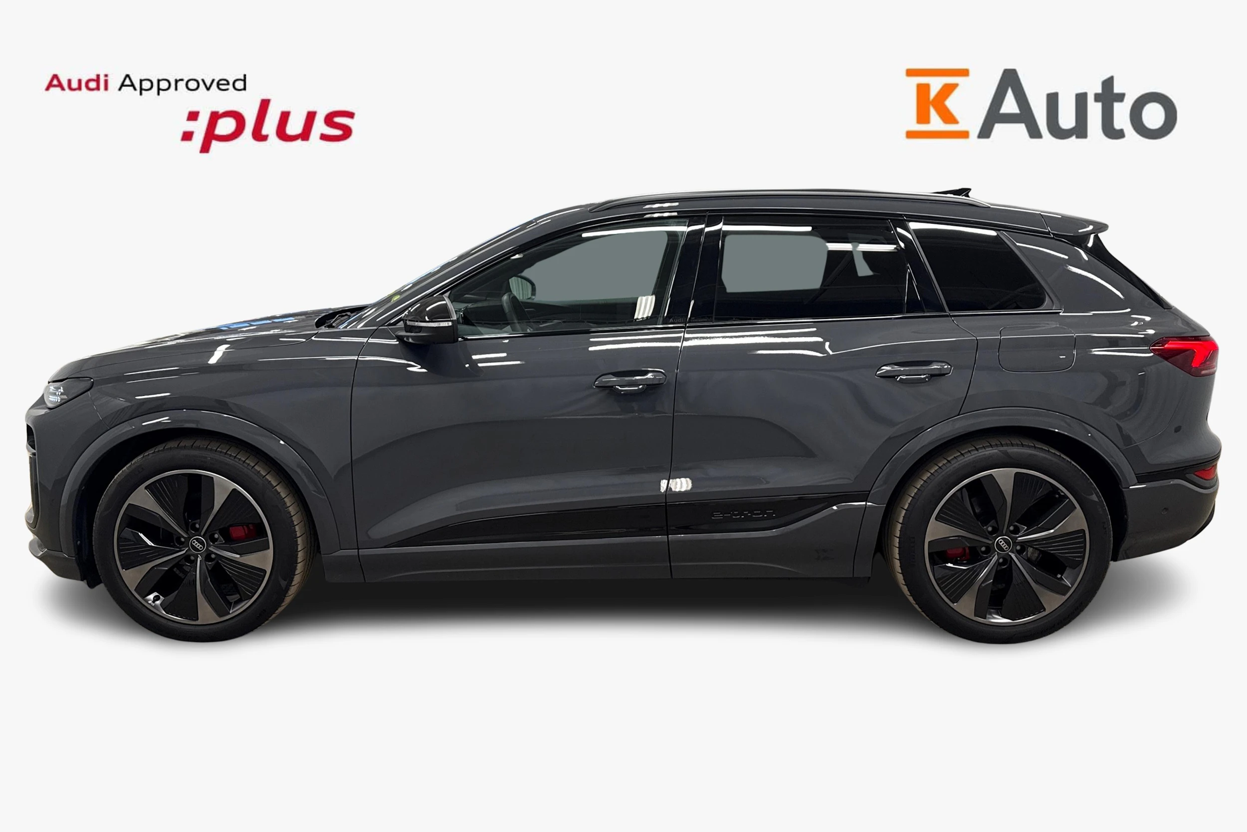 harmaa Audi Q6 e-tron 2025 kuva 5.