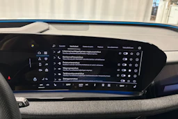 harmaa Audi Q6 e-tron 2025 kuva 19.