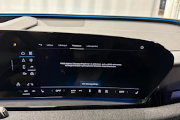 harmaa Audi Q6 e-tron 2025 kuva 23.