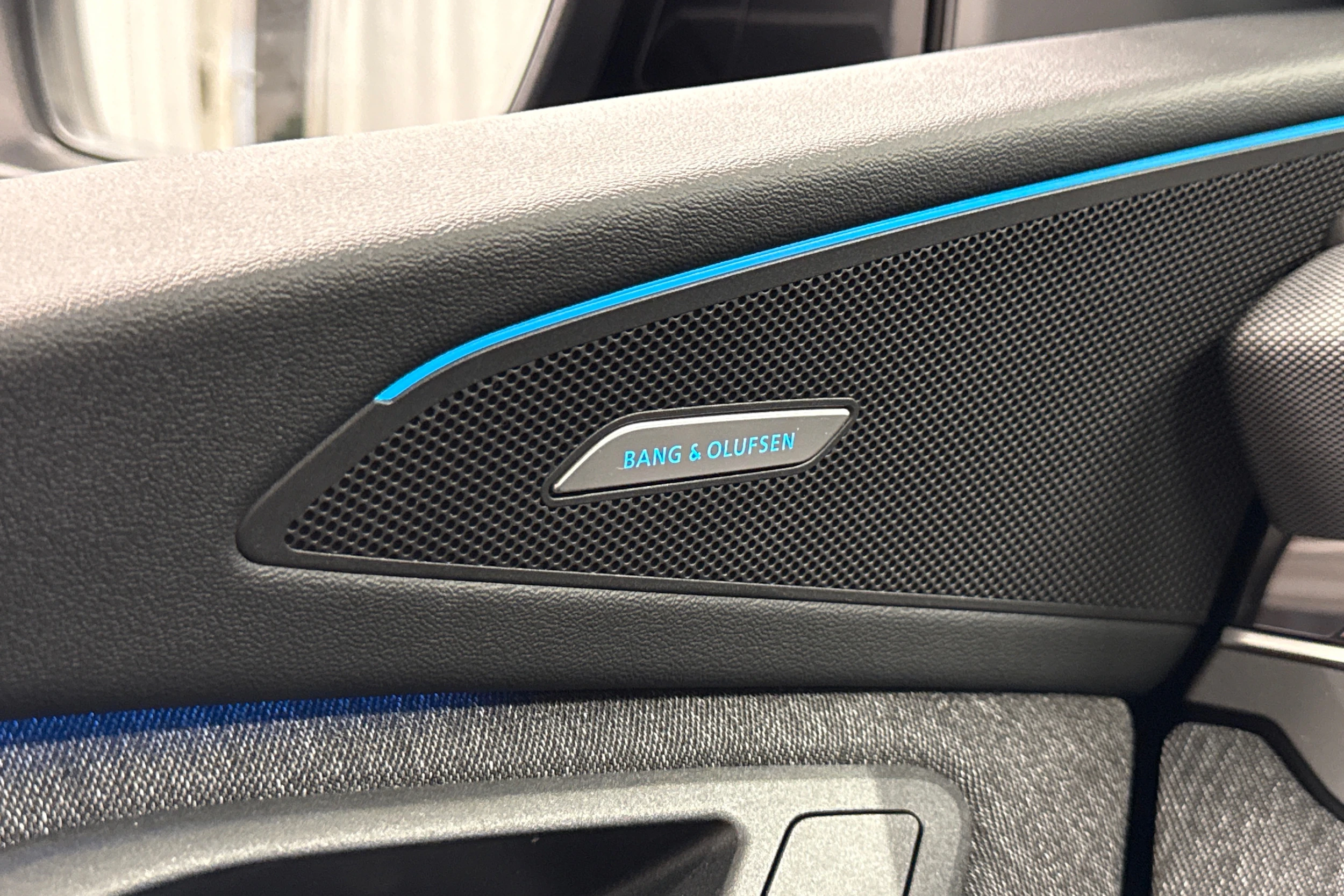 harmaa Audi Q6 e-tron 2025 kuva 27.