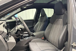 harmaa Audi Q6 e-tron 2025 kuva 28.