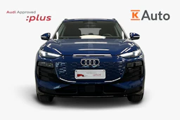 sininen Audi Q6 e-tron 2025 kuva 4.