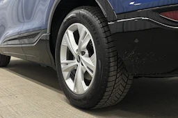 sininen Audi Q6 e-tron 2025 kuva 10.