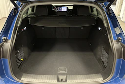 sininen Audi Q6 e-tron 2025 kuva 11.
