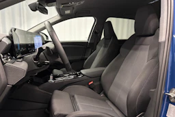 sininen Audi Q6 e-tron 2025 kuva 15.