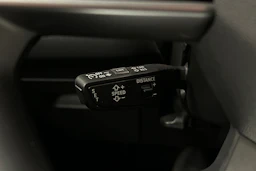 sininen Audi Q6 e-tron 2025 kuva 19.
