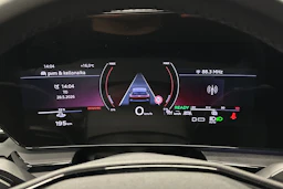 sininen Audi Q6 e-tron 2025 kuva 20.