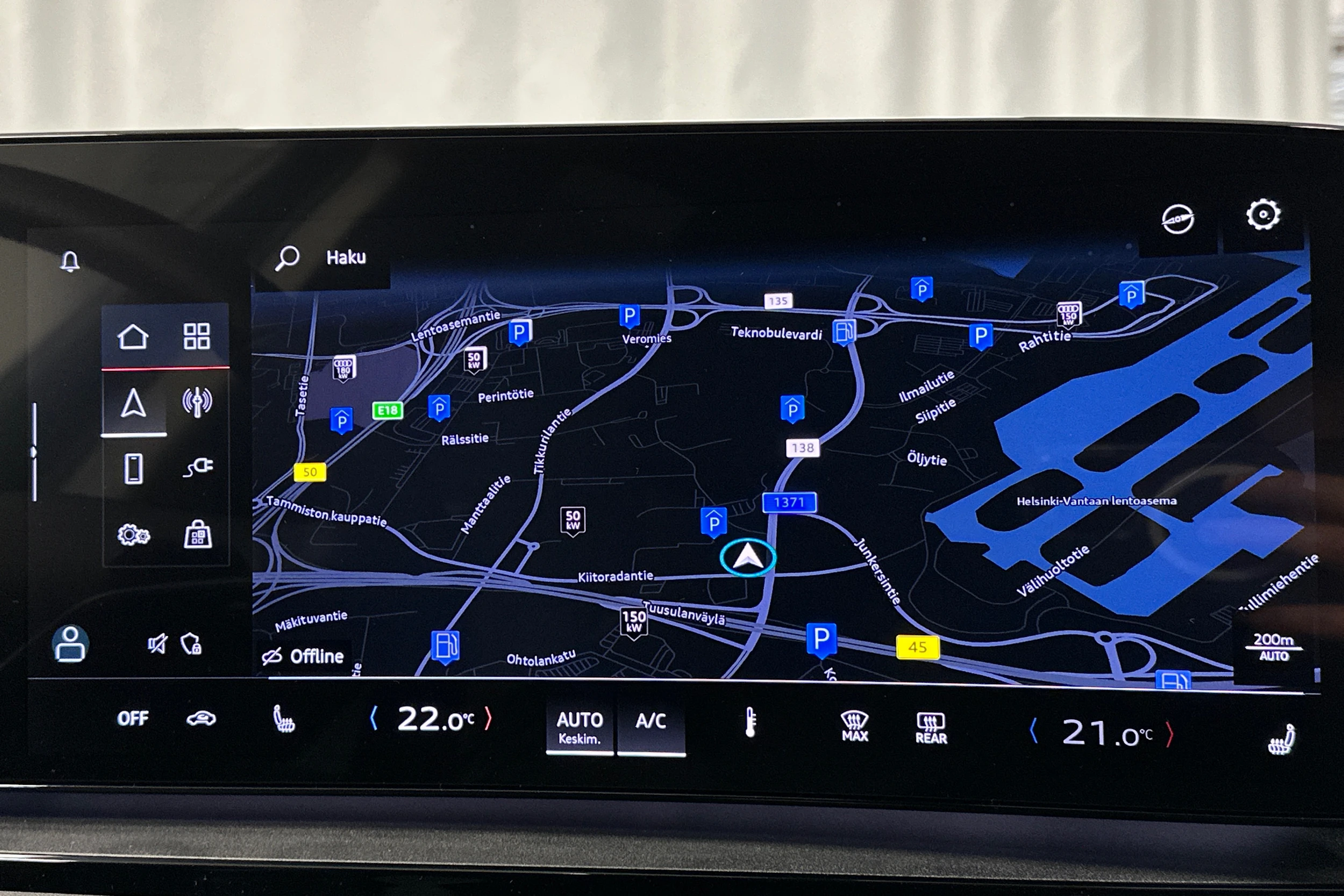 sininen Audi Q6 e-tron 2025 kuva 22.