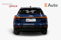 sininen Audi Q6 e-tron 2025 kuva 3.