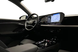 sininen Audi Q6 e-tron 2025 kuva 7.