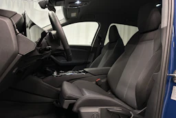 sininen Audi Q6 e-tron 2025 kuva 27.