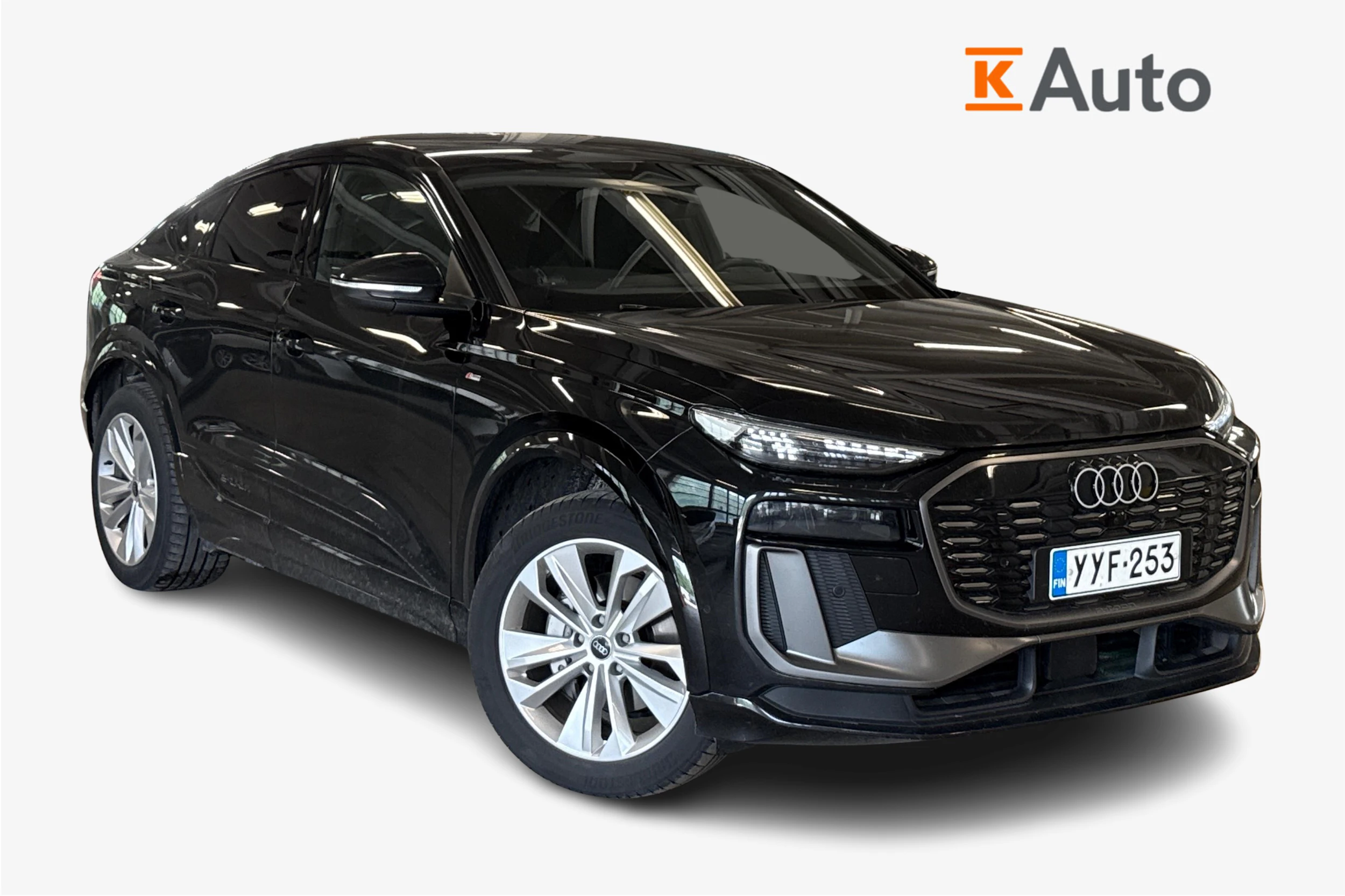 musta Audi Q6 e-tron 2025 kuva 1.
