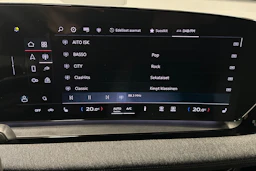 musta Audi Q6 e-tron 2025 kuva 19.