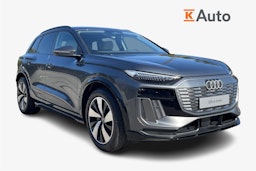 harmaa Audi Q6 e-tron 2025 kuva 1.
