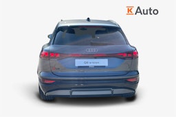 harmaa Audi Q6 e-tron 2025 kuva 3.