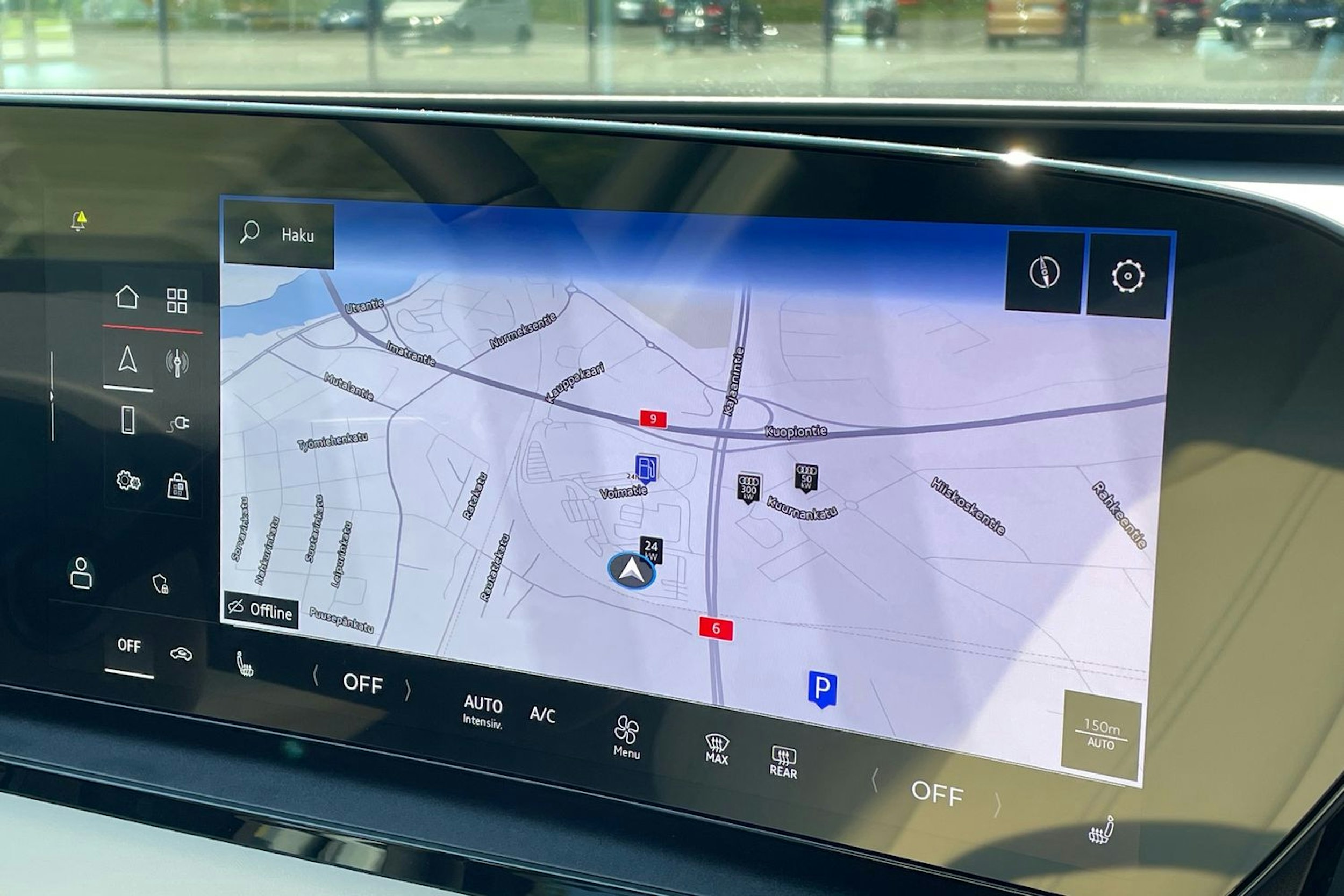 harmaa Audi Q6 e-tron 2025 kuva 16.