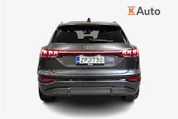 met. harmaa Audi Q6 e-tron 2025 kuva 3.