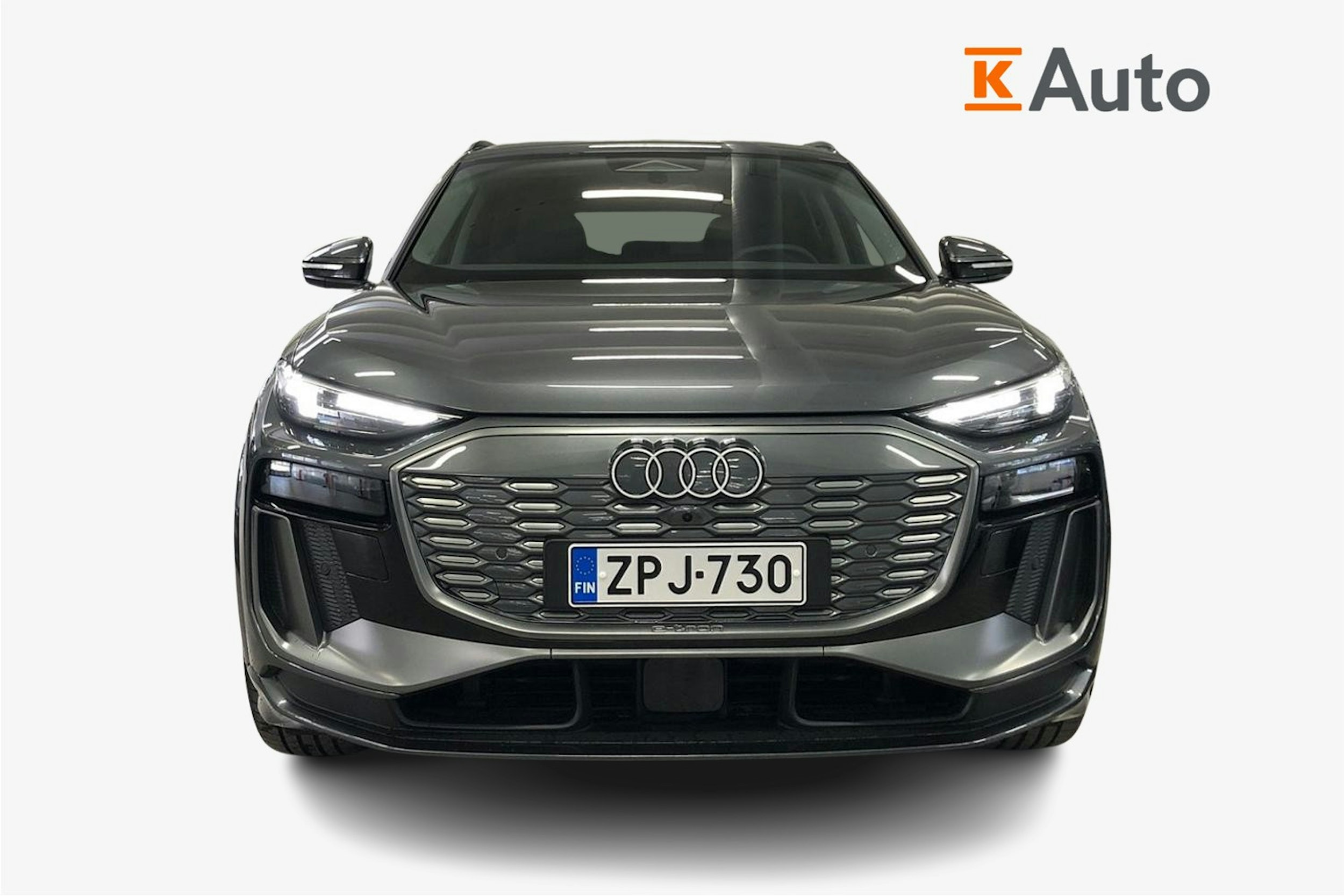 met. harmaa Audi Q6 e-tron 2025 kuva 4.
