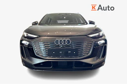 harmaa Audi Q6 e-tron 2026 kuva 4.