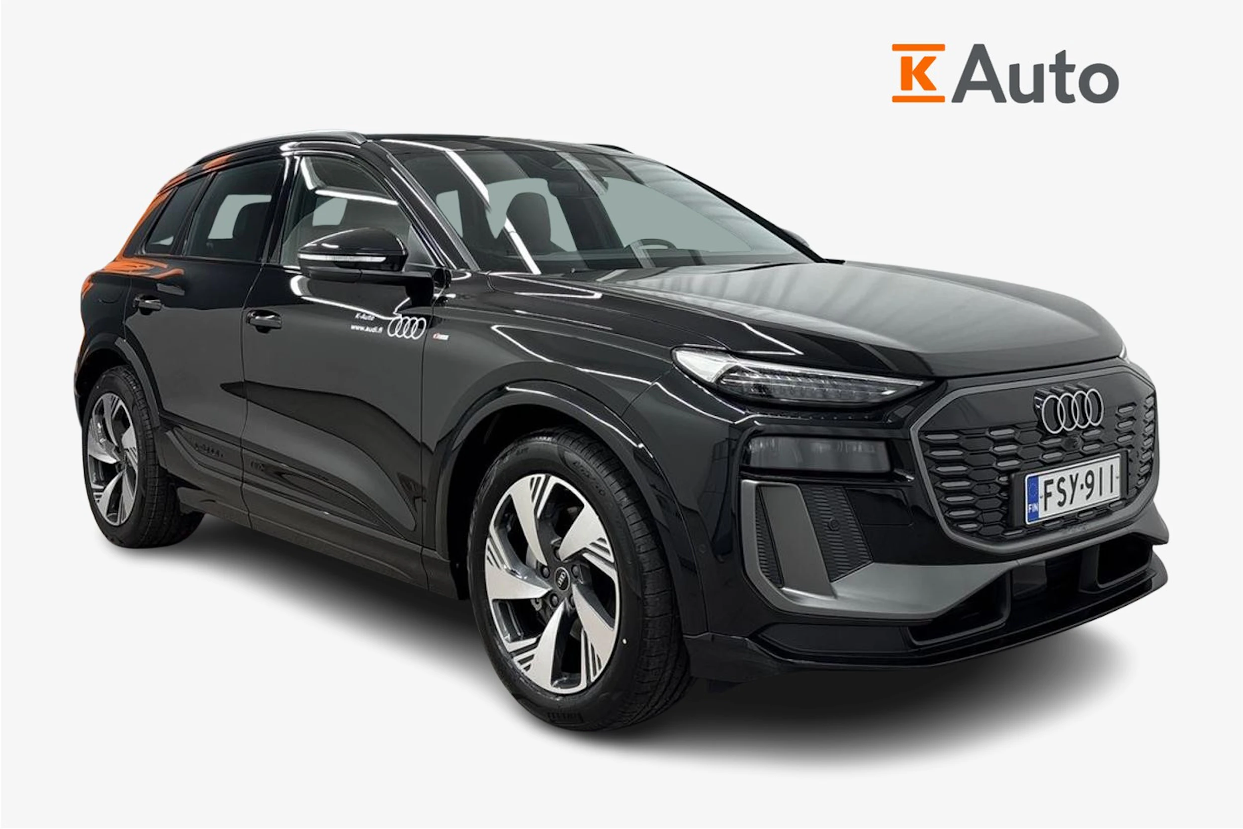 met. musta Audi Q6 e-tron 2026 kuva 1.