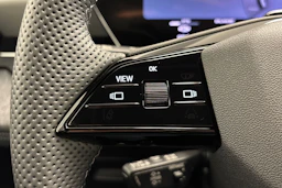 met. musta Audi Q6 e-tron 2026 kuva 15.
