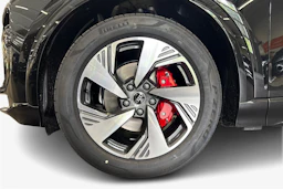 met. musta Audi Q6 e-tron 2026 kuva 9.