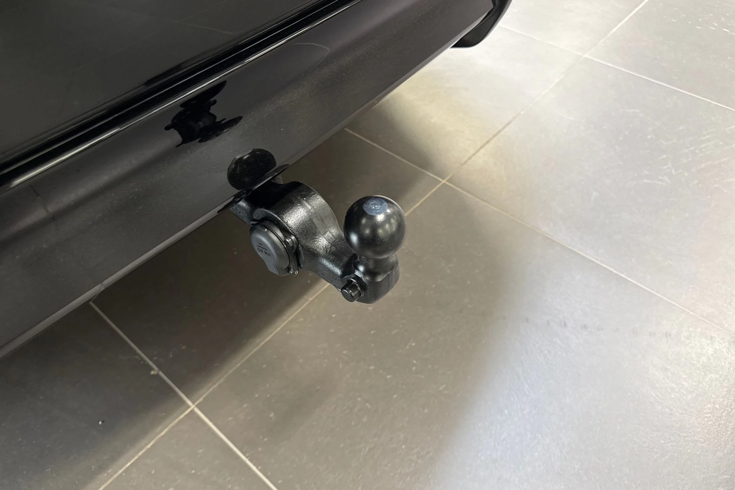 met. musta Audi Q6 e-tron 2026 kuva 12.