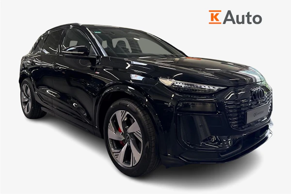 Audi Q6 e-tron quattro S line | Ilmajouset | Koukku | S Line | Musta Optiikka Pro |
