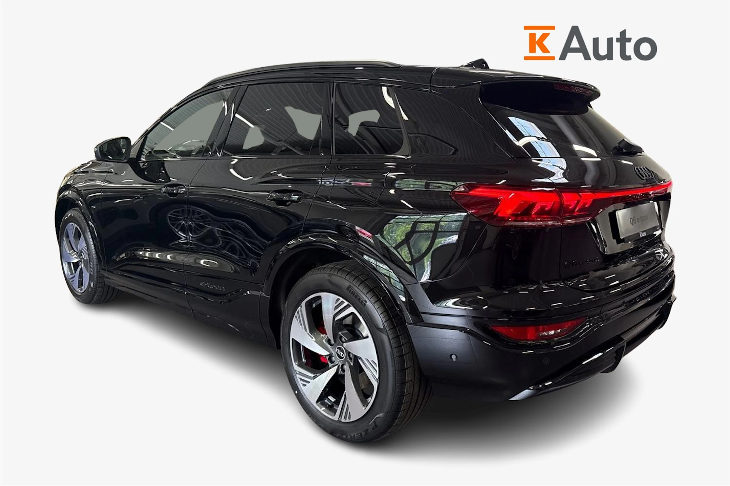 met. musta Audi Q6 e-tron 2026 kuva 2.