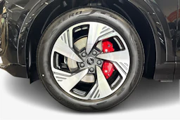 met. musta Audi Q6 e-tron 2026 kuva 9.
