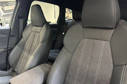 met. musta Audi Q6 e-tron 2026 kuva 13.