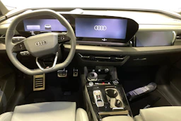 valkoinen Audi Q6 e-tron 2026 kuva 7.