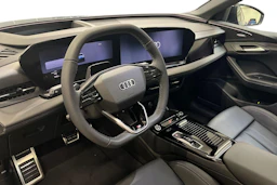 met. sininen Audi Q6 e-tron 2026 kuva 6.