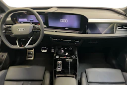 met. sininen Audi Q6 e-tron 2026 kuva 7.
