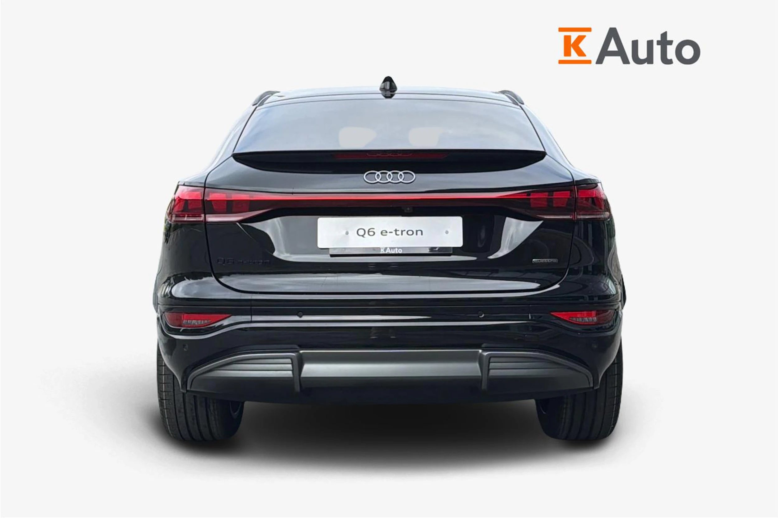 musta Audi Q6 e-tron 2026 kuva 3.