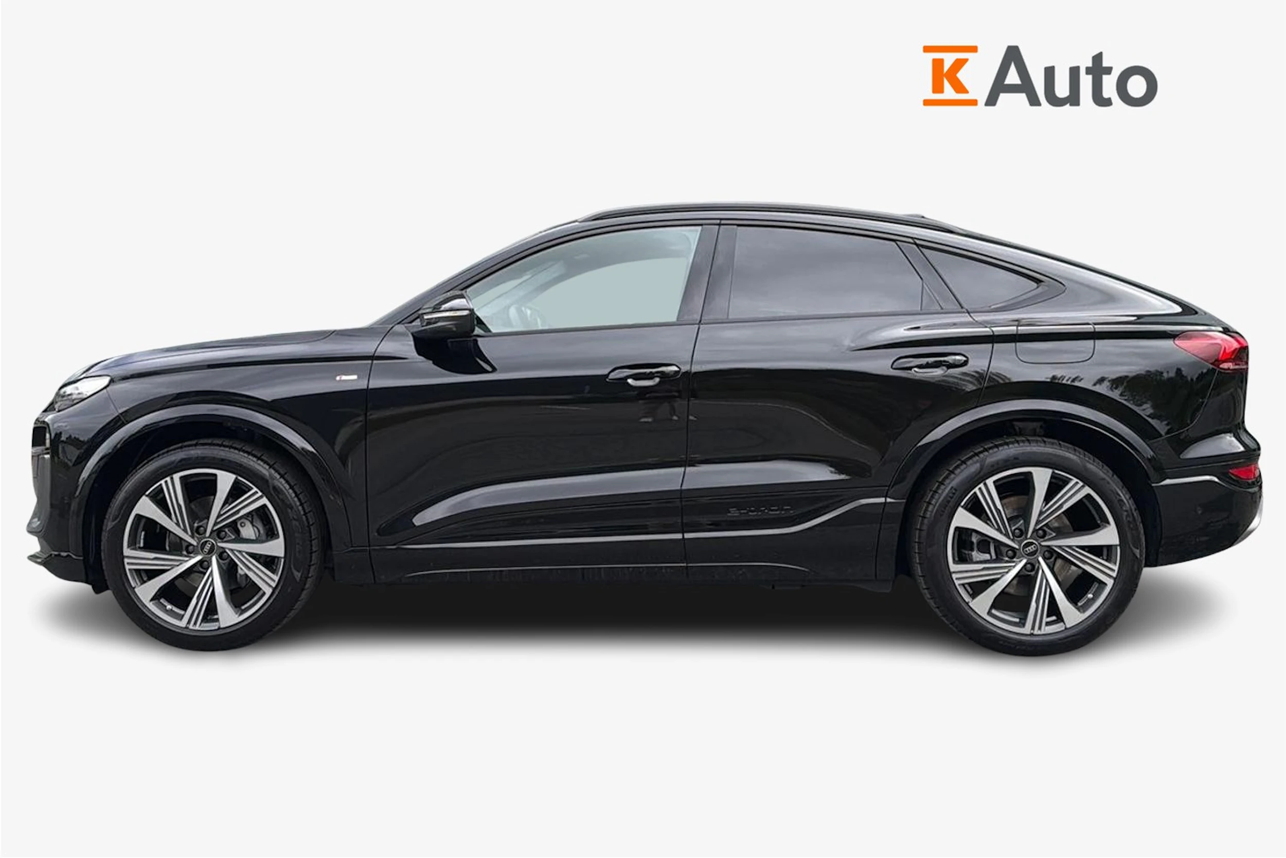 musta Audi Q6 e-tron 2026 kuva 5.