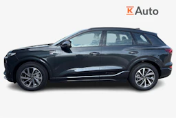 harmaa Audi Q6 e-tron 2026 kuva 5.