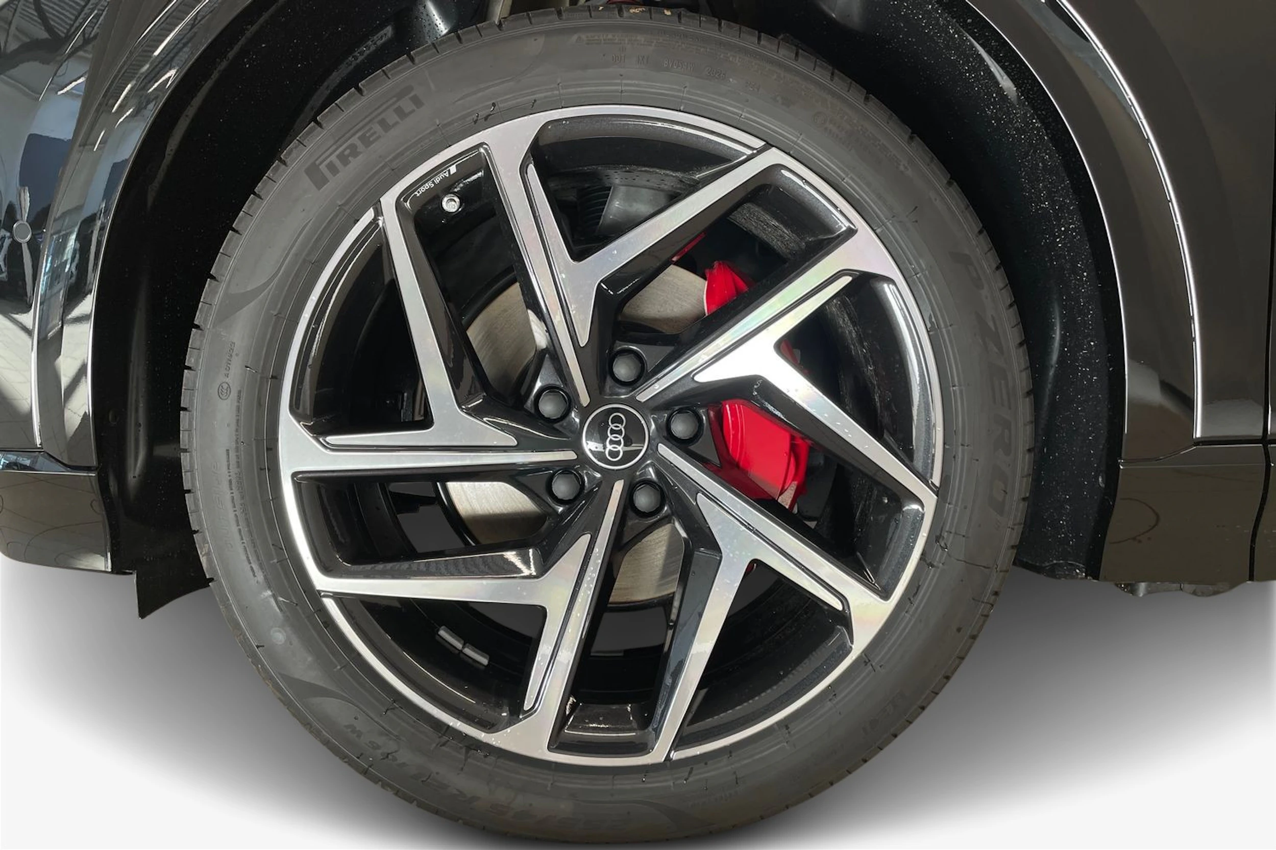 met. musta Audi Q6 e-tron 2026 kuva 9.