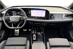 harmaa Audi Q6 e-tron 2026 kuva 7.