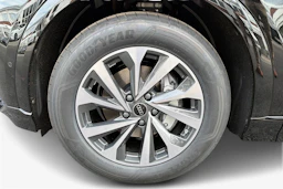 musta Audi Q6 e-tron 2026 kuva 9.