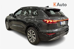 met. harmaa Audi Q6 e-tron 2026 kuva 2.